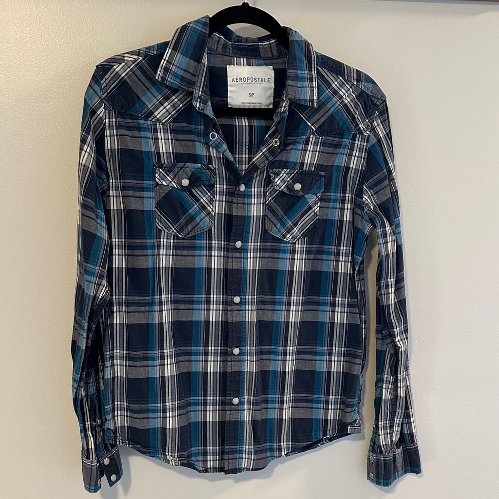 Aeropostale Navy and White Plaid Shirt